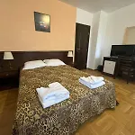 Rila With Hot Pool, Jacuzzi & Sauna By Bookvillabg Borovets